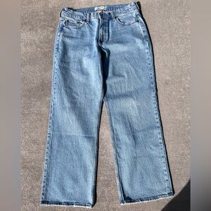 Abercrombie and Fitch the baggy low rise low rise curve love denim jean 29 short